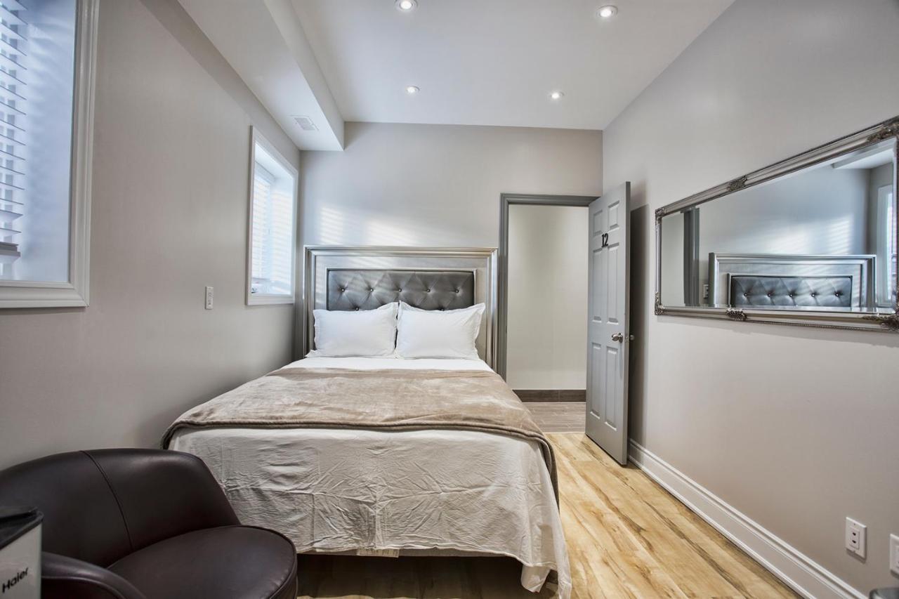 Toronto Rooms And Suites Eksteriør billede