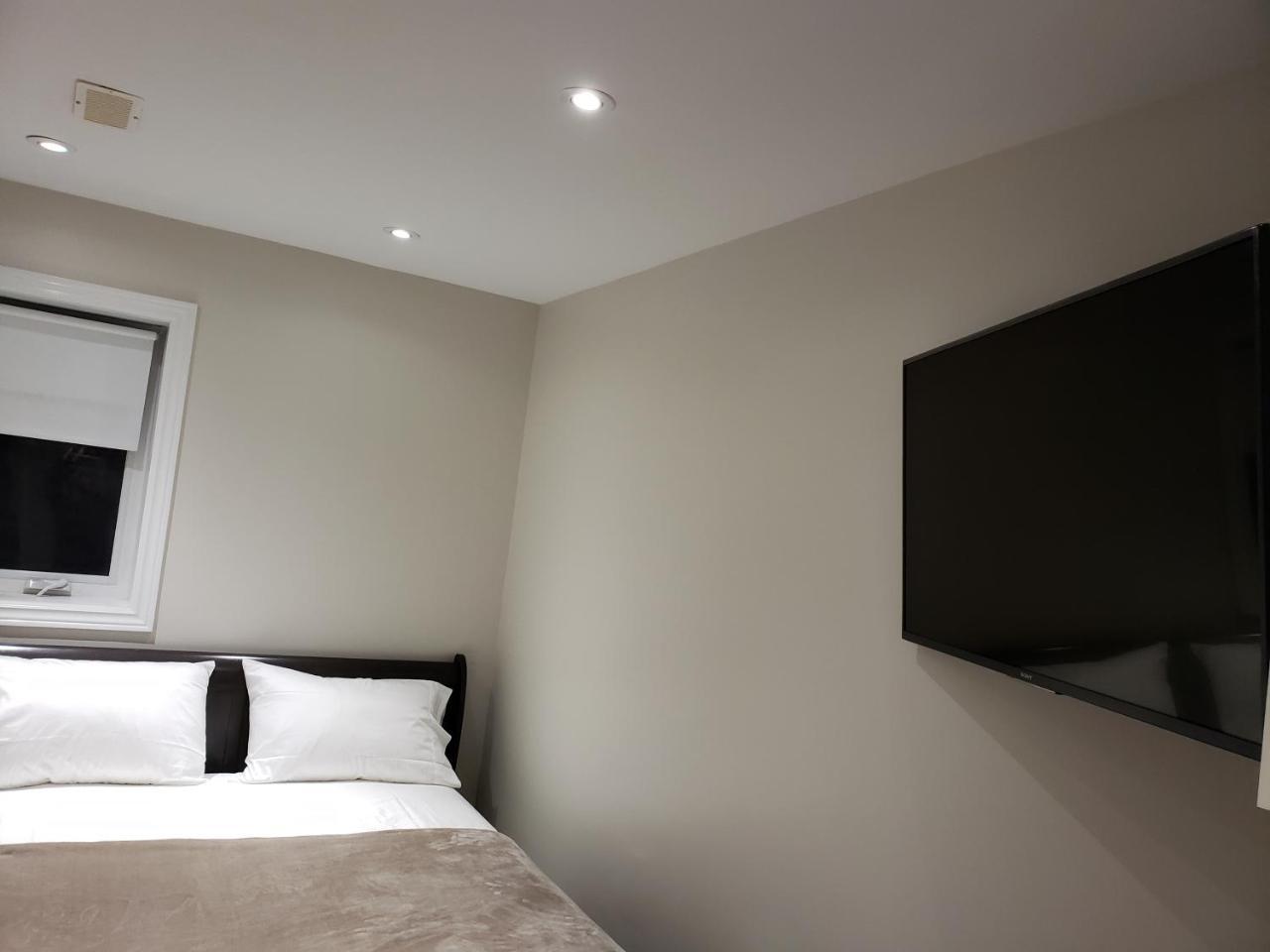 Toronto Rooms And Suites Eksteriør billede